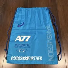 asics ナップサックのサムネイル