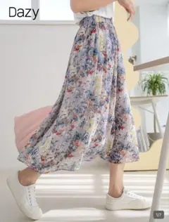 Dazy 花柄 フレアスカートのサムネイル