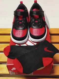 Nike キッズ スニーカー ソックス くつ下 レッド/ブラック タグ付