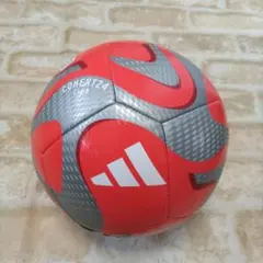 新品未使用　アディダスサッカーボール4号球　adidas　送料無料