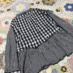 As know as 刺繍　アシンメトリーギンガムブラウス フリル切替　ゆったりのサムネイル