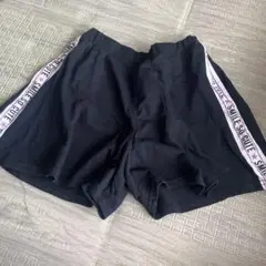 黒いハーフパンツ 120cm