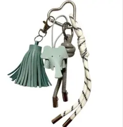 可愛い♡ バッグチャーム　じゃらじゃらキーホルダー　キーチャーム　ストラップ