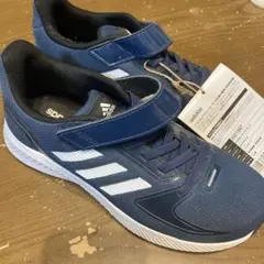 adidas キッズスニーカー　21㎝　未使用品