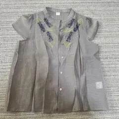 刺繍ブラウスのサムネイル