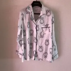 未使用♡韓国　うさぎ柄パジャマ　上下セット