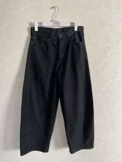 美品GU ブラック バレルレッグジーンズ　28 丈標準(69.5〜73.5cm)