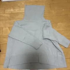 ライトブルーハイネックニット長袖