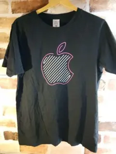 超希少正規品 Appleストア新宿 オープン記念 限定非売品Tシャツのサムネイル