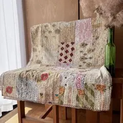 未使用❁エンブロイダリー　アイボリー　パッチワークカンタキルトマルチカバーラグ