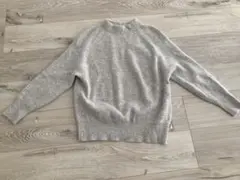 PLST ウールカシミヤ長袖セーター 薄いグレー　Mサイズ
