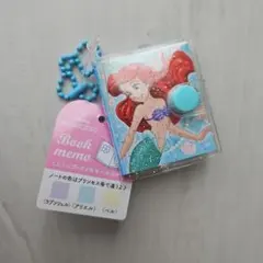 セリア　ディズニーアリエル プリンセス　ミニブックメモキーホルダー