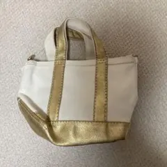 Item thumbnail for item e2c9b4dd-46cc-4a10-8202-56bbf1aeeaf8