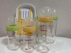 美品　Pigeon ピジョン　ほにゅうびん　哺乳瓶、哺乳瓶立て等8点セット