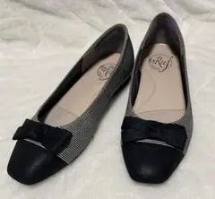 Item thumbnail for item 7145a75d-ea4c-42b9-aba3-0353c861c664