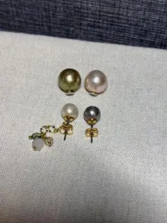 パール風ボール型ピアスセット