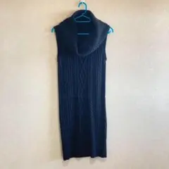 ブラック ケーブルニット ノースリーブ