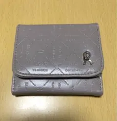 【最安値】ロベルタ三つ折り財布 合成皮革のサムネイル