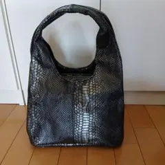 ヘビ柄 合成皮革 ハンドバッグ
