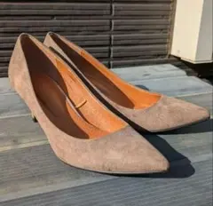 ベージュ スエード ポインテッドトゥ パンプス　M