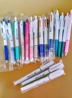 製薬会社　新品ボールペン17本 蛍光マーカー付きあり