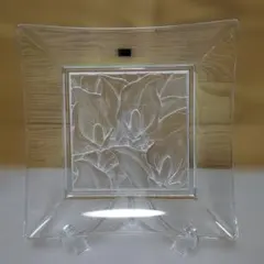 HOYA 花柄彫刻 正方形　クリスタルガラスプレート箱付