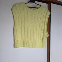 ZARA ケーブル編み ニット ベスト イエロー