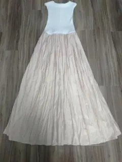 リランドチュールベージュドッキングマキシワンピース　ロング