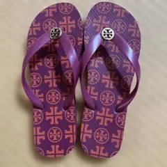 TORY BURCH ビーチサンダル パープル ロゴのサムネイル