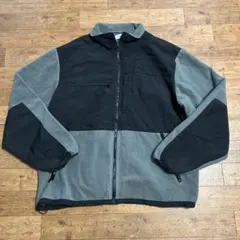 ヤーカYĀCA　オーバーフリース　ビックシルエット　グレー×ブラック