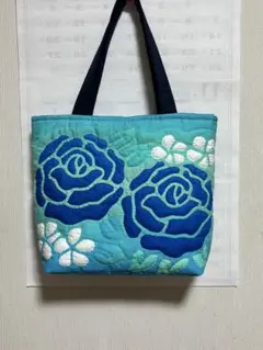 ハワイアンキルト　ブルーローズ　バック　涼しげな　爽やかな色合いで〜