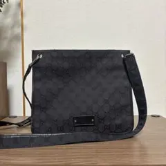 5月売切り】GUCCI ショルダーバッグ 三日月 GG キャンバス×レザー 黒