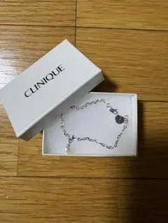 CLINIQUE シルバーパールブレスレット