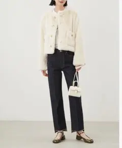 ミラオーウェン　裾段差テーパードデニム　新品未使用タグ付き　インディゴ