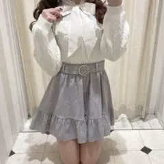 evelyn 総レースパールバックルスカート