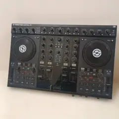 Item thumbnail for item 5075770d-175d-4ae3-a0e9-fe155e9ea15f