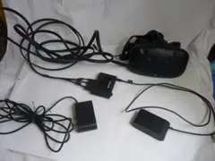 HTC Vive VRヘッドセットとケーブル一式