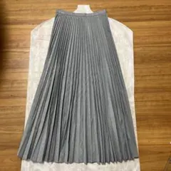 UNIQLO グレー プリーツロングスカート