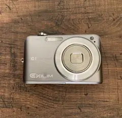 CASIO EXILIM EX-Z1080 デジタルカメラ 本体　動作未確認