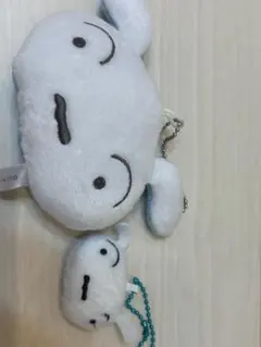 クレヨンしんちゃん　しろのぬいぐるみチャーム2点セット