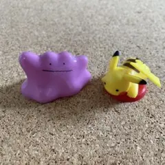 ポケモン メタモン ピカチュウ フィギュア