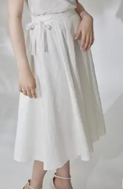 【新品】グレースコンチネンタル　ホワイトフレアスカート 定価36,300円