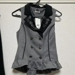 axes femme 花刺繍 レースアップベスト