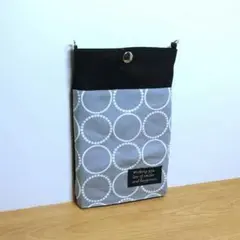 スマホポーチ(本体)　サークル柄　グレー　サコッシュ　ミニショルダー