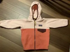 【お探しの方どうぞ！】Patagonia フード付きパーカー 12-18M