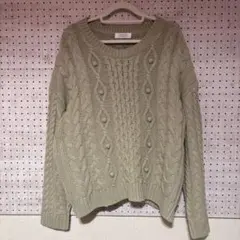 LOWRYS FARM ケーブルニット ポンポンニット ベージュLサイズ