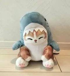 モフサンド　サメにゃんの着ぐるみを着た猫のぬいぐるみのサムネイル
