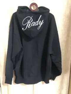 rady パーカー
