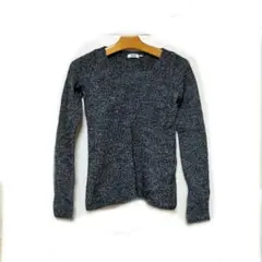 〘UNIQLO〙⬜グレー ニット Uネック 長袖 セーター⚪
