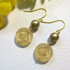 ハンドメイドピアス　3083　　　　　アンティーク調ビーズ